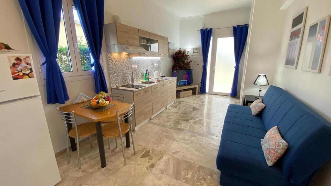 Patras Blue Suite Eksteriør bilde